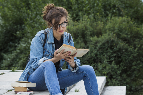 best expat books & expat health insurance advice